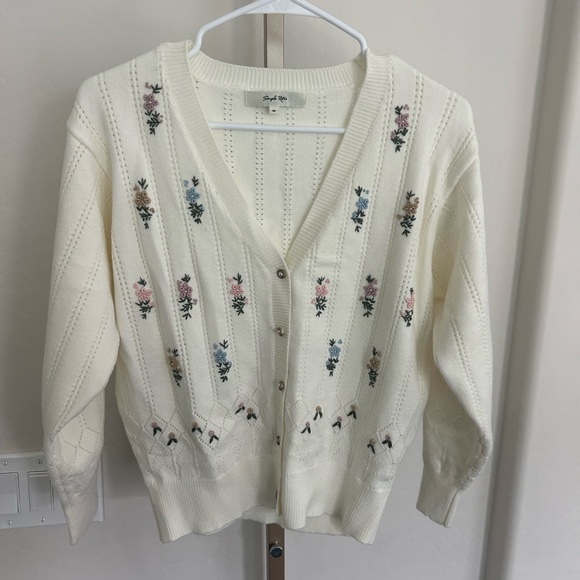Simple Retro Floral Embroidered Handmade Cardigan Cottagecore Grandmacore - Picture 3 of 8